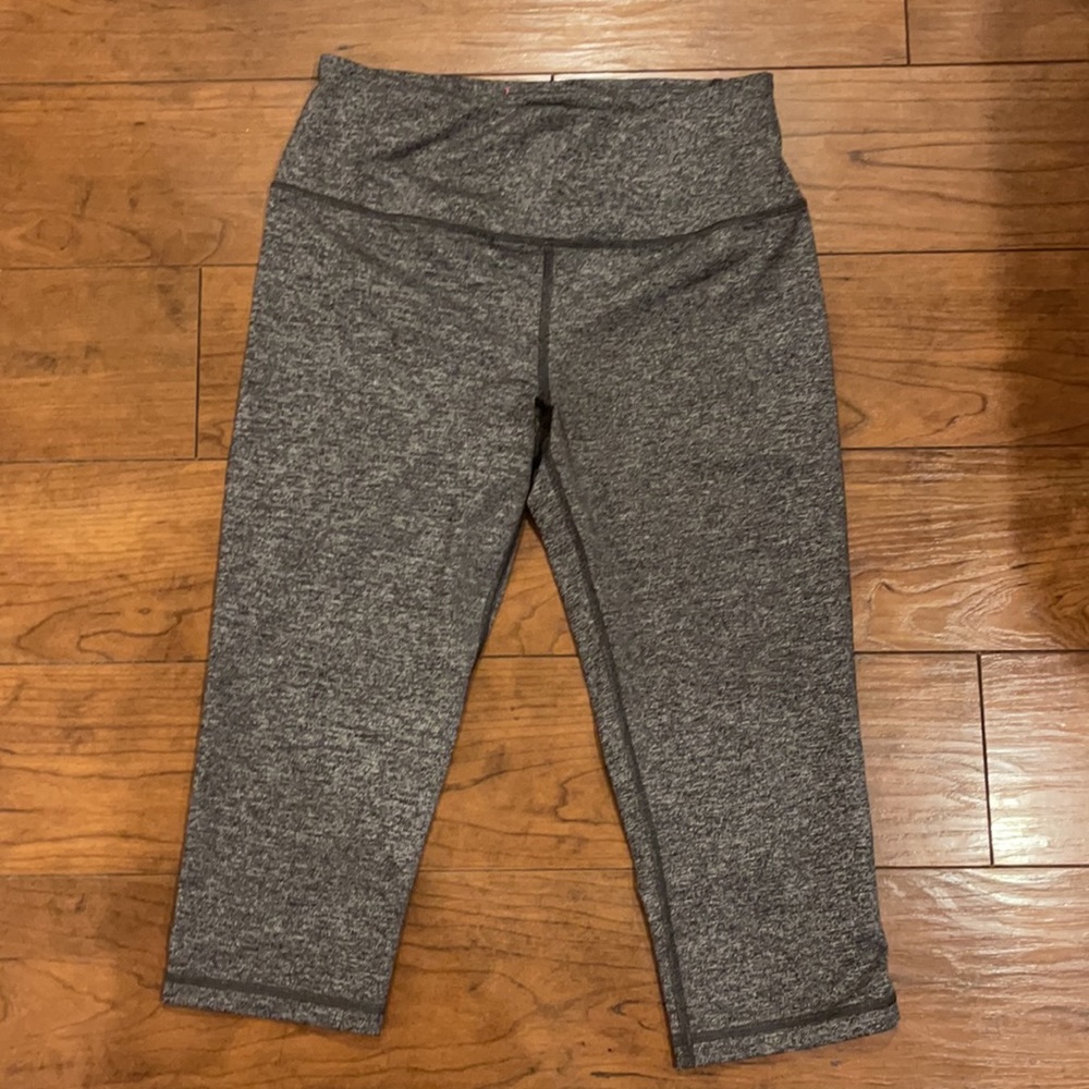 Gray Victoria’s Secret crop knockout